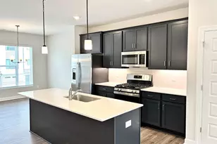 12 Pikewood Ln, Greenville, SC 29607 - Photo 5