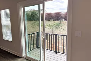 12 Pikewood Ln, Greenville, SC 29607 - Photo 17