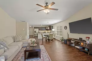 727 Streamside Dr, Piedmont, SC 29673 - Photo 7