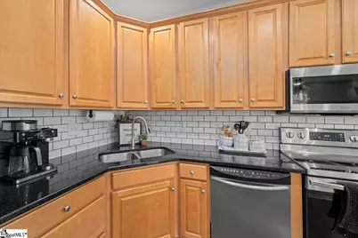 303 Hayworth Drive, Simpsonville, SC 29680 - Photo 9