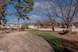 204 Muirfield Dr, Easley, SC 29642 - Photo 3