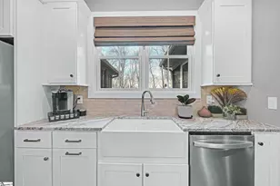 629 Riverstead Dr, Marietta, SC 29661 - Photo 9