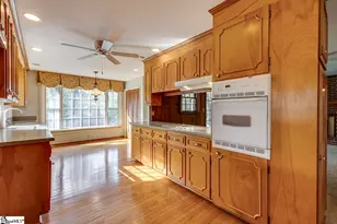 10 Guyton St, Greenville, SC 29615 - Photo 15