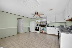 807 Cheddar Rd, Belton, SC 29627 - Photo 9