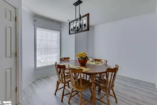 1122 E Lee Rd, Taylors, SC 29687 - Photo 7