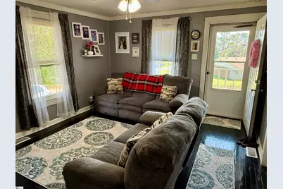 131 Montpelier Street, Gaffney, SC 29340 - Photo 5