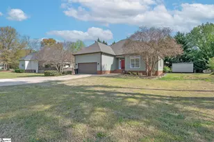 1025 S Buncombe Dr, Greer, SC 29651 - Photo 7