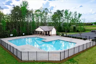 529 Bucklebury Rd, Greer, SC 29651 - Photo 27