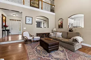 204 Cove Harbor Ct, Taylors, SC 29687 - Photo 9