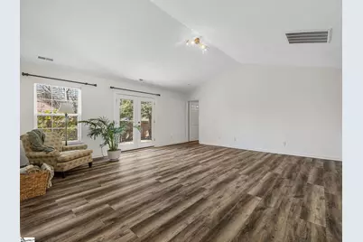 630 Kneewood Court, Boiling Springs, SC 29316 - Photo 7