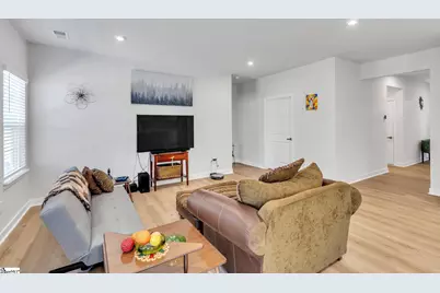 1040 Horse Whisper Run, Landrum, SC 29356 - Photo 9