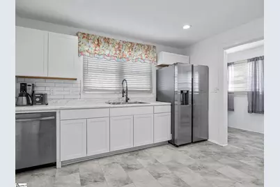 129 Spring Street, Reidville, SC 29375 - Photo 9