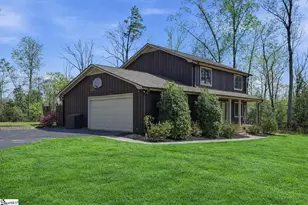 205 Coachman Dr, Simpsonville, SC 29681 - Photo 3