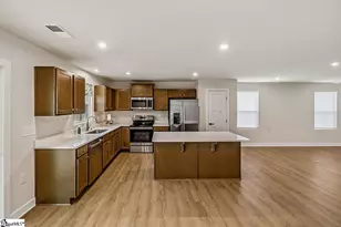 18 Timberwild Dr, Greenville, SC 29605 - Photo 9