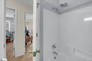 1300 Plantation Dr, Simpsonville, SC 29681 - Photo 27