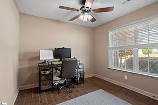 874 Vandenburg Dr, Boiling Springs, SC 29316 - Photo 9