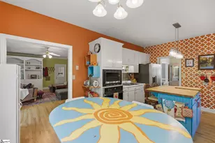 352 Round Ridge Rd, Spartanburg, SC 29302 - Photo 9