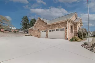 109 Fairway Dr, Pickens, SC 29671 - Photo 5