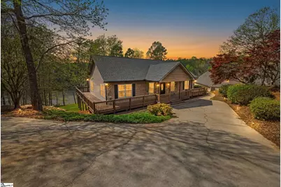 143 W Waters Edge Lane, West Union, SC 29696 - Photo 1