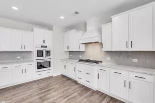 304 Carriage Hl Dr, Easley, SC 29642 - Photo 15