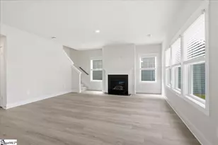 516 Hadlow St, Greer, SC 29651 - Photo 7
