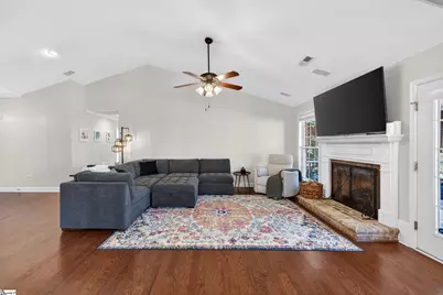 11 Cedarcrest Court, Simpsonville, SC 29680 - Photo 9