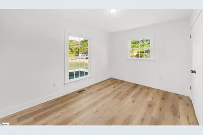 303 Central Avenue, Mauldin, SC 29662 - Photo 13