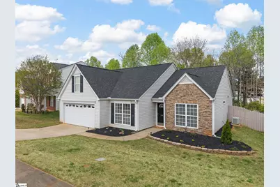 128 Dellwood Drive, Spartanburg, SC 29301 - Photo 1