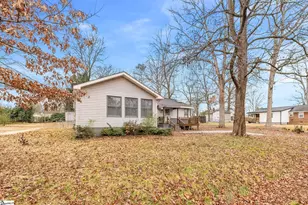 119 Sutton Dr, Taylors, SC 29687 - Photo 3