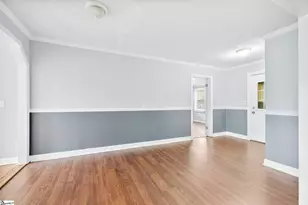 119 Sutton Dr, Taylors, SC 29687 - Photo 7