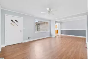 119 Sutton Dr, Taylors, SC 29687 - Photo 5