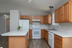 11 Seaside Ln, Greer, SC 29650 - Photo 11