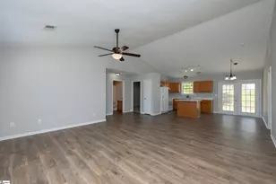 11 Seaside Ln, Greer, SC 29650 - Photo 7