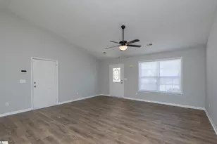 11 Seaside Ln, Greer, SC 29650 - Photo 5