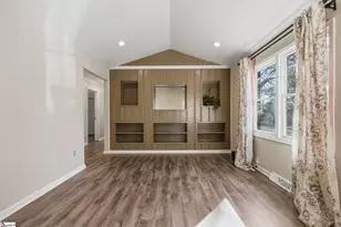 101 Pleasant Dr, Mauldin, SC 29662 - Photo 3