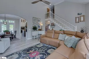 11 Eastwood Dr, Taylors, SC 29687 - Photo 9