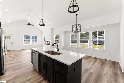 54 3rd Avenue, Greenville, SC 29611 - Photo 9