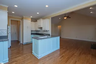 10 Saddle Creek Ct, Greer, SC 29651 - Photo 9