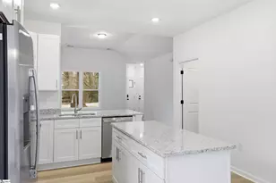 209 Poplar Ln, Anderson, SC 29624 - Photo 9