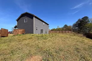 793 Silver Pines Ln, Duncan, SC 29334 - Photo 25