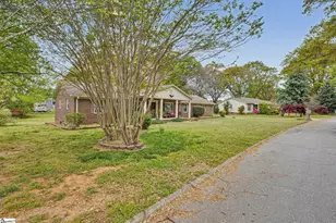 206 Wemberly Dr, Simpsonville, SC 29681 - Photo 3