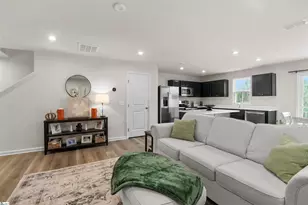 126 Sarnesfield Wy, Greenville, SC 29605 - Photo 5