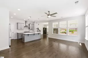 215 Wrightwood Ln, Greer, SC 29650 - Photo 3