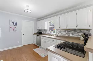 114 Halifax Rd, Easley, SC 29642 - Photo 9