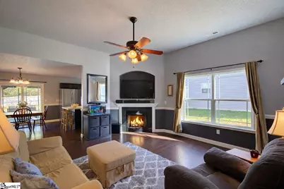 648 Chastine Drive, Spartanburg, SC 29301 - Photo 11