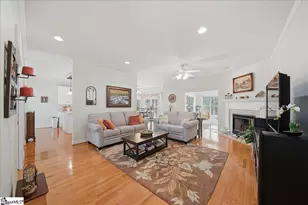 228 Goldenstar Ln, Greer, SC 29651 - Photo 5