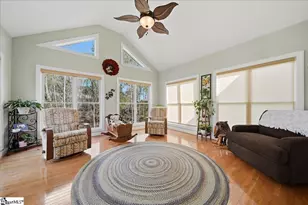 228 Goldenstar Ln, Greer, SC 29651 - Photo 9