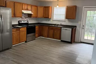 96 Buff St, Greenville, SC 29609 - Photo 13
