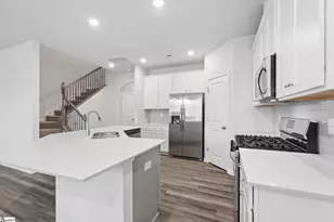 314 E Compass Wy, Easley, SC 29640 - Photo 5