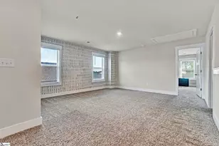 404 Roderick Ln, Greenville, SC 29605 - Photo 37